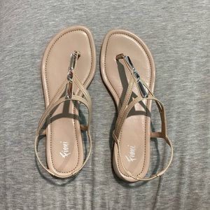 Fioni Sandals. Size 6